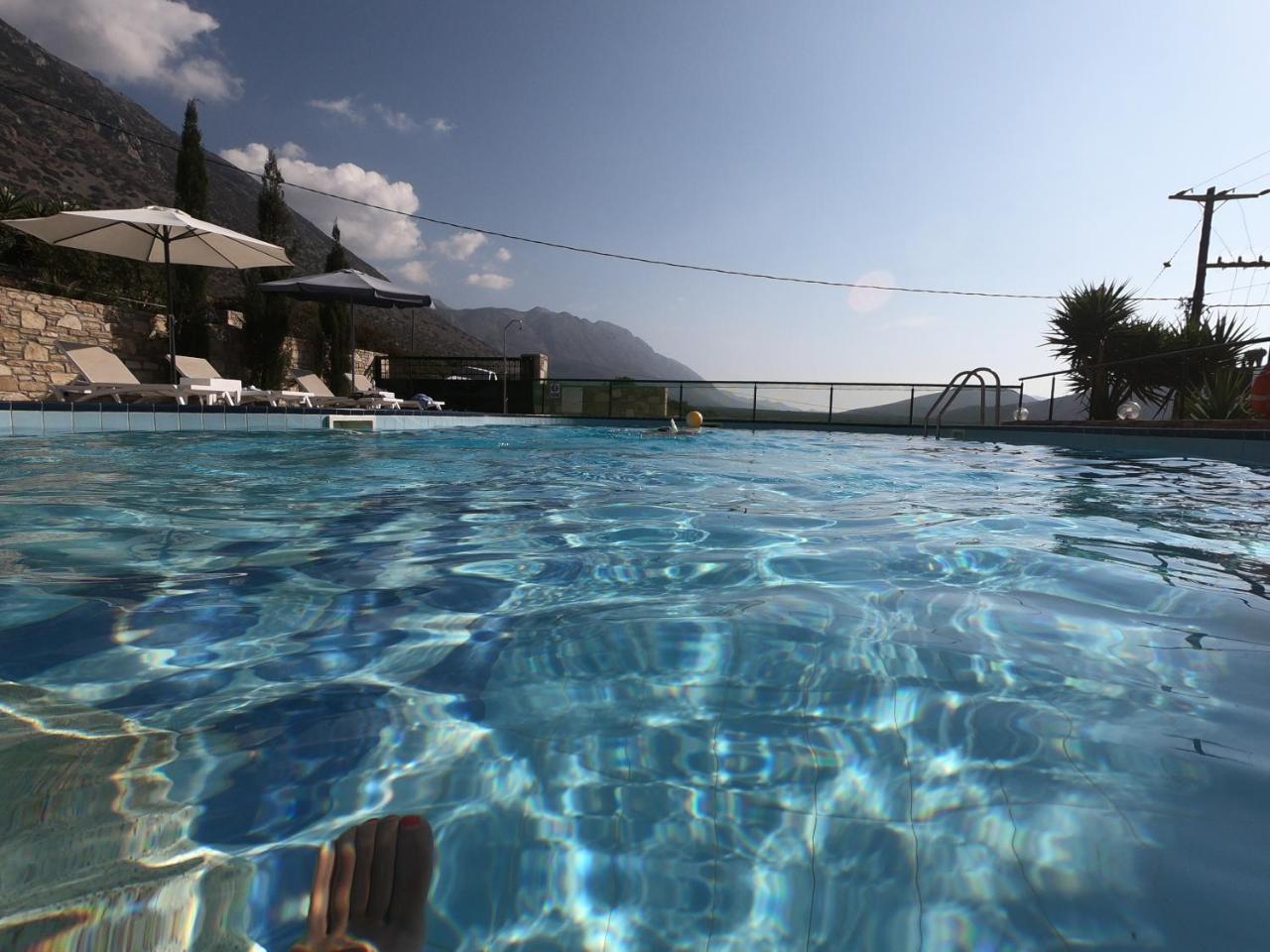 Tholos Bay Suites Kavoúsion Exterior foto